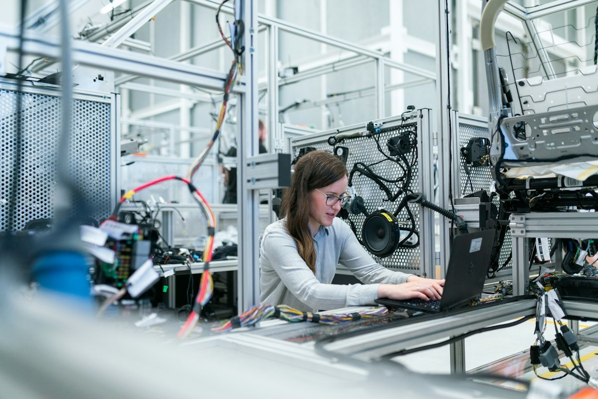 Engineer working in a manufacturing facility